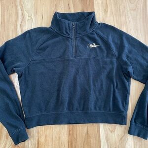 Nike Sportswear 1/2 Zip Crop Lightweight Black Sweatshirt Gold Logo Athleisure